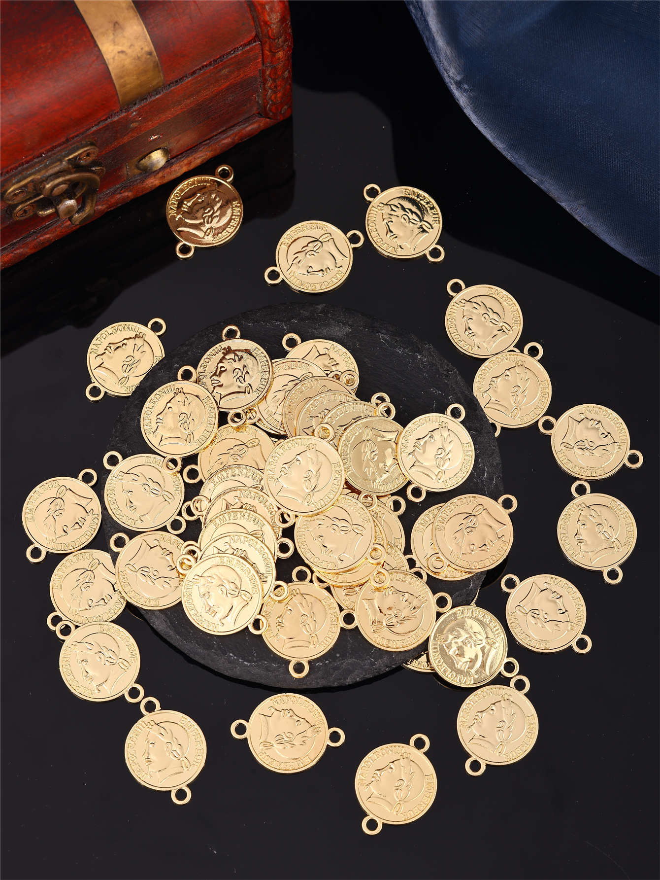Coin-Shaped DIY Women's Robe A - Vintage Tech Accessories 评论和价格